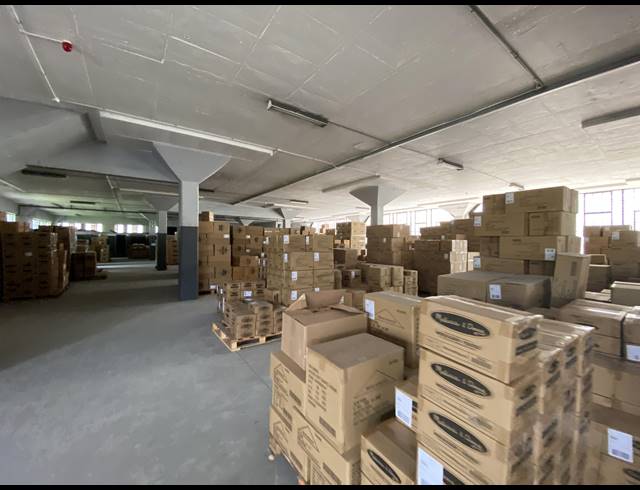 1,548M² WAREHOUSE TO LET IN NEW GERMANY